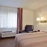 Hotel Sonesta Simply Anaheim 2*