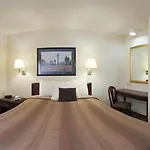 Sonesta Simply Anaheim Hotel 2*